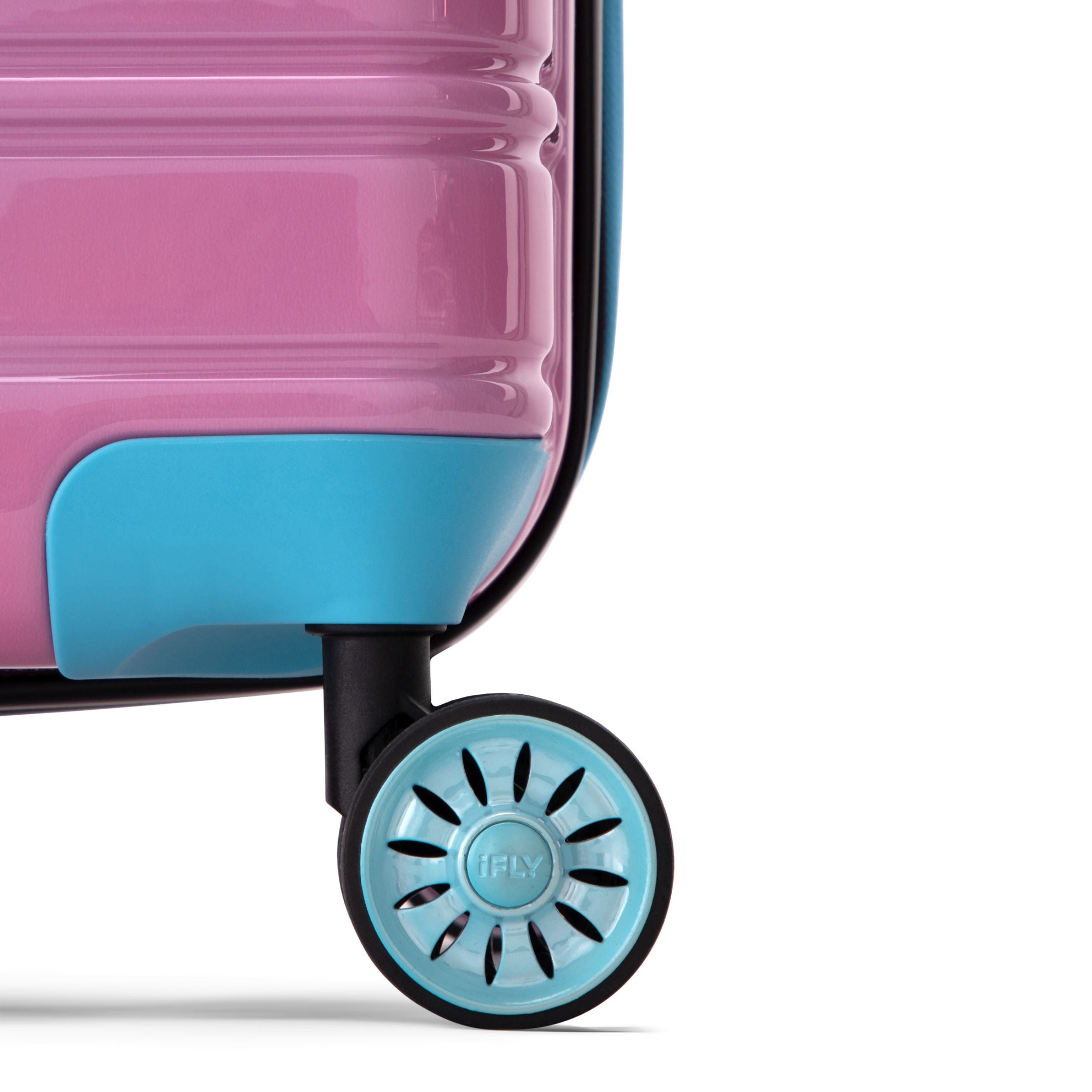The Carry-On - Image 8